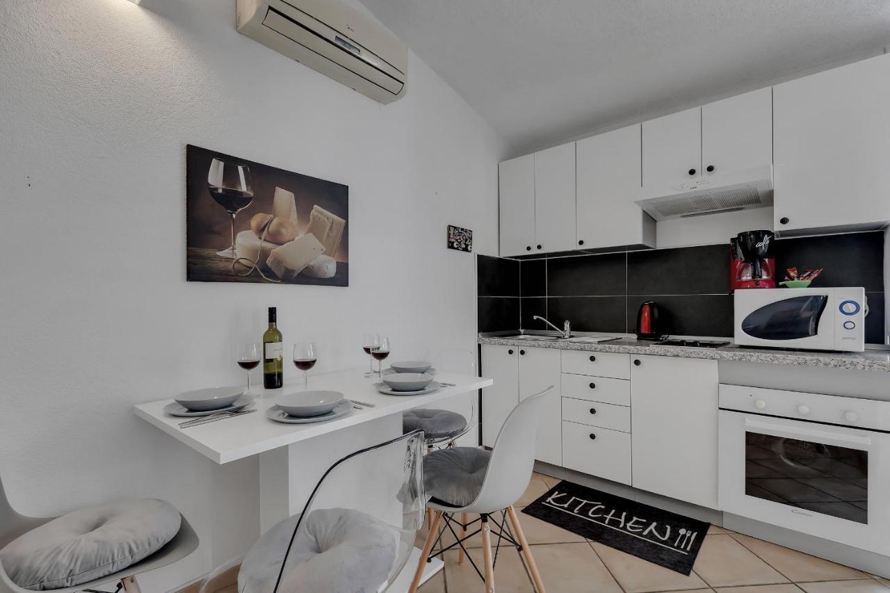 באסקה וודה Apartmani Luna מראה חיצוני תמונה